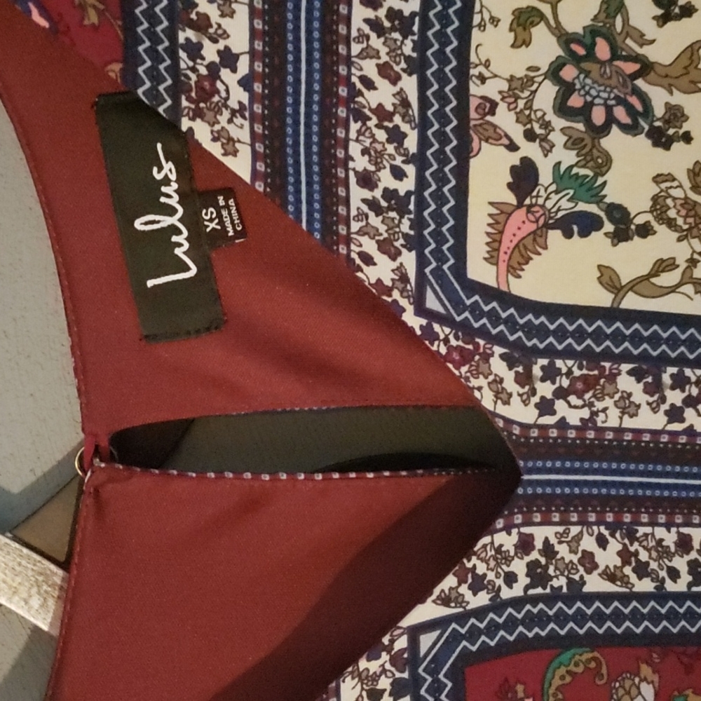 LULUS Crack a Smile Cream and Plum Multi Print Long Sleeve Shift Dress - NWT - Picture 8 of 15